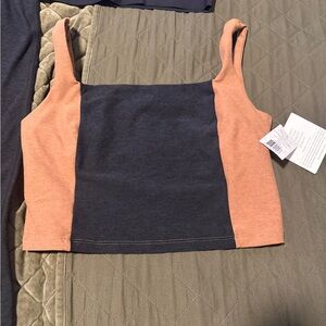 Colorblock Women's Crop Top Beyond Yoga Size M NWT